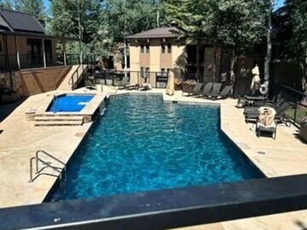 35 Upper Woodbridge Road, Unit 17-Ab, Snowmass Village, CO 81615