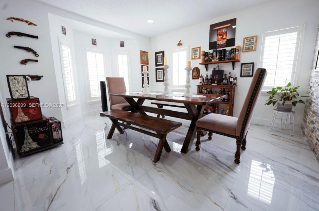 1935 NE 35th Ave, Homestead, FL 33033 Photo