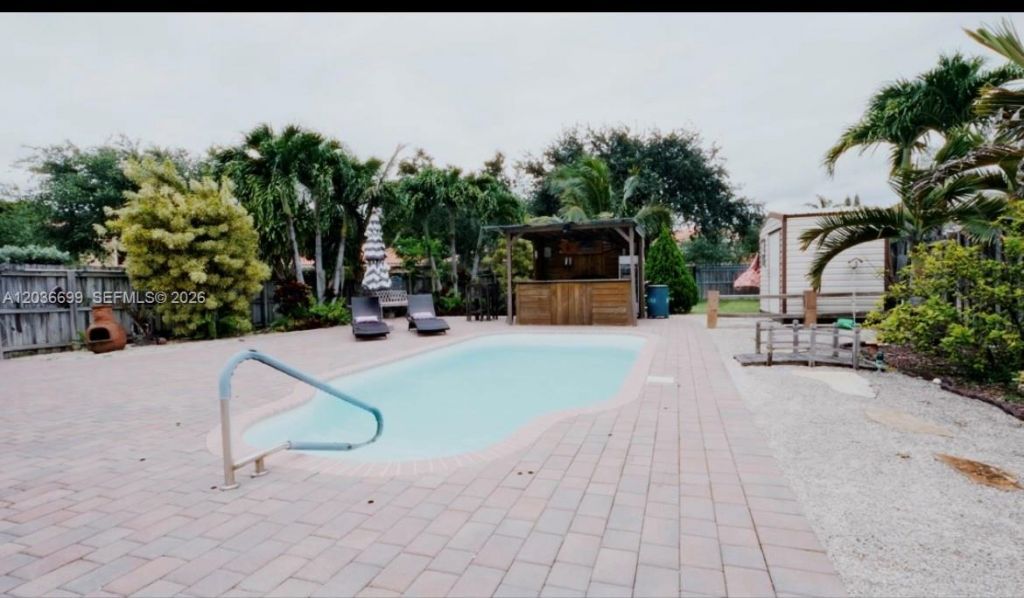 1935 NE 35th Ave, Homestead, FL 33033 Photo