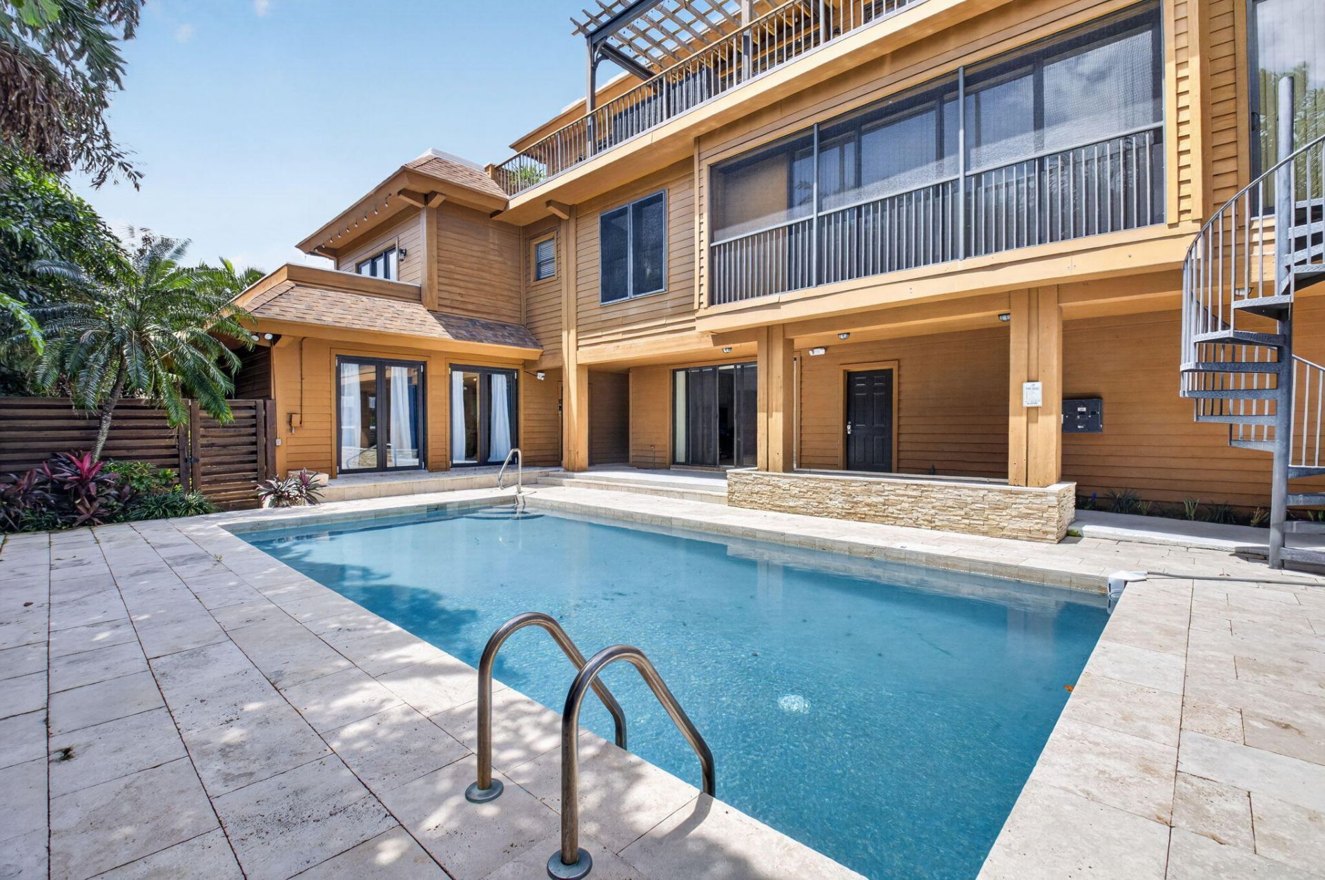 122 Andrews Avenue, Unit B, Delray Beach, FL 33483 Photo