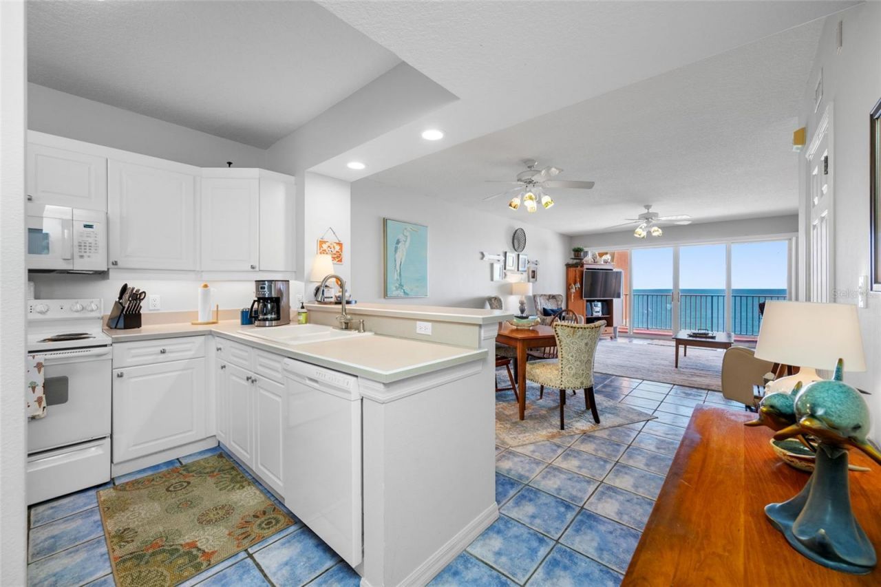 16550 Gulf Boulevard, Unit 645, North Redington Beach, FL 33708 Photo