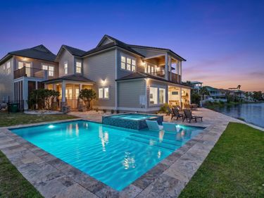 4728 Rendezvous Cove, Destin, FL 32541