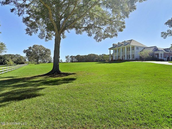 1735 Alana Drive, Terry, MS 39170