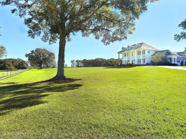 1735 Alana Drive, Terry, MS 39170