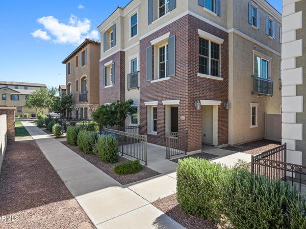 2623 S Balsam Drive, Gilbert, AZ 85295
