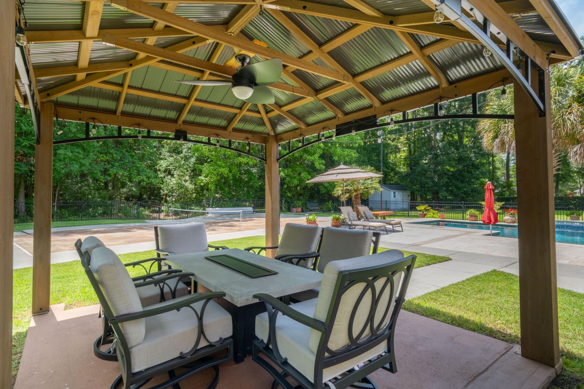 8730 Alexandria Drive Photo 61