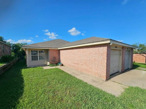 8144 Marydean Avenue, Fort Worth, TX 76116