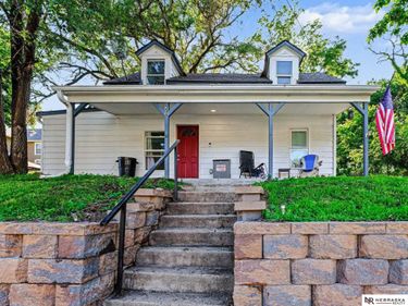 206 N Linn Street, Glenwood, IA 51534