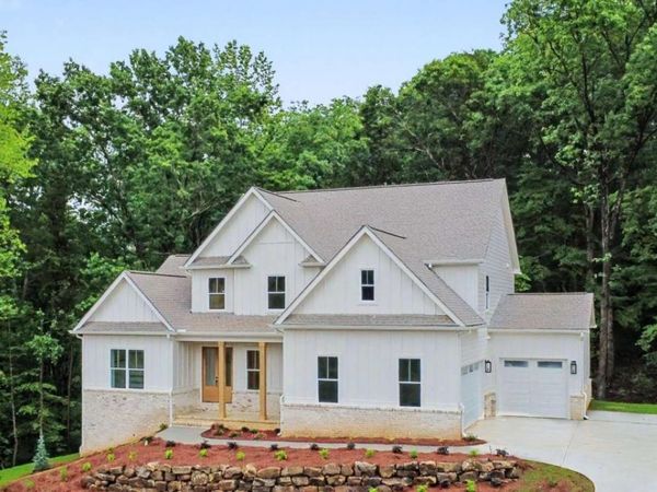 6043 Bluewater Boulevard, Gainesville, GA 30506