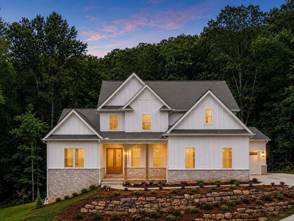6043 Bluewater Boulevard, Gainesville, GA 30506