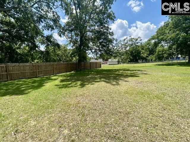 2727 College Street Photo 22