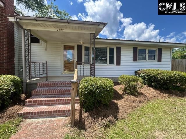 2727 College Street Photo 4