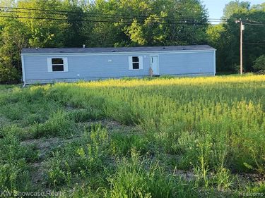 7240 PUTTYGUT Road, China Twp, MI 48054