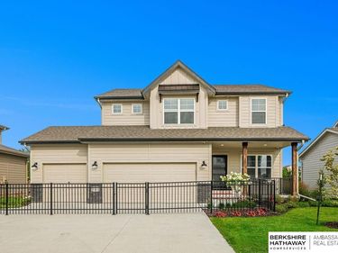 9505 S 183rd Avenue, Omaha, NE 68136