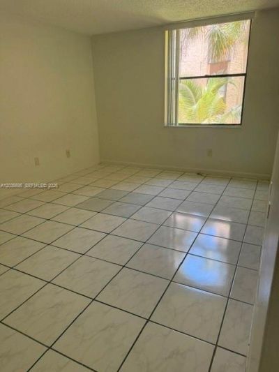 14221 N Kendall Dr , Unit 211C, Miami, FL 33186 Photo