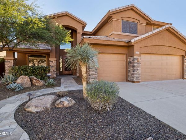 6025 E PALOMINO Lane, Scottsdale, AZ 85266