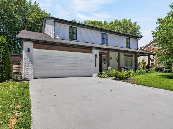 4307 E cricket Knoll, Bloomington, IN 47401