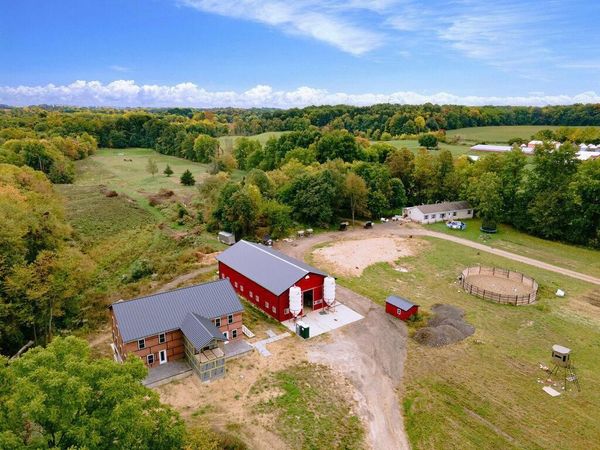 41083 County Road 681, Bangor, MI 49013