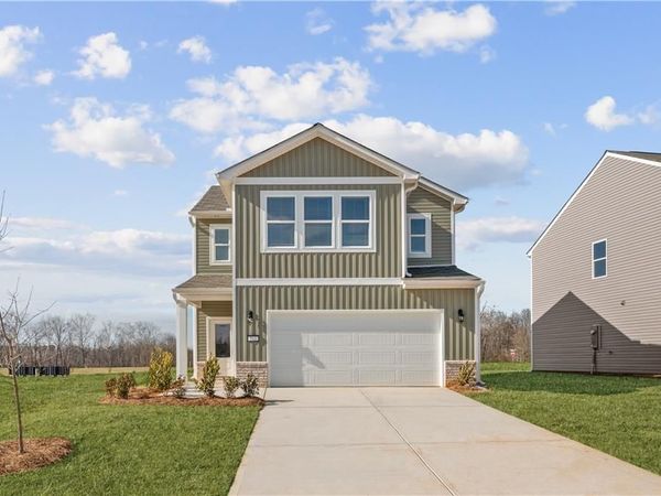 404 Bluegrass Lane , Rockmart, GA 30153