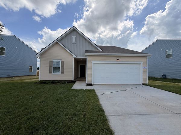 3532 Fellowship Rd, Columbia, TN 38401