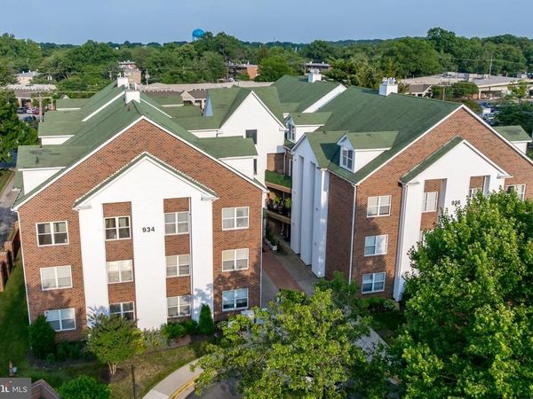 936 BAY RIDGE AVENUE, Unit 201, ANNAPOLIS, MD 21403