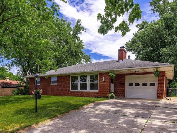 206 Lawrence Avenue, Miamisburg, OH 45342