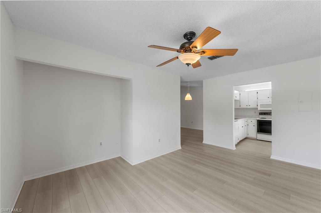 9265 Lake Park Dr , Unit 201, Fort Myers, FL 33919 Photo