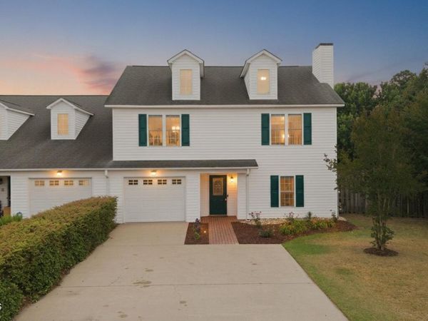 108 Kevin Circle, Unit B, Winterville, NC 28590