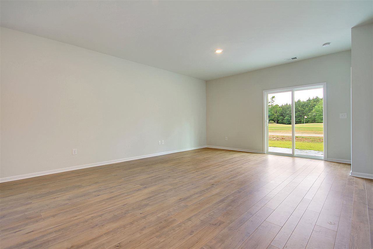 1207 Tibetan St. Photo 27