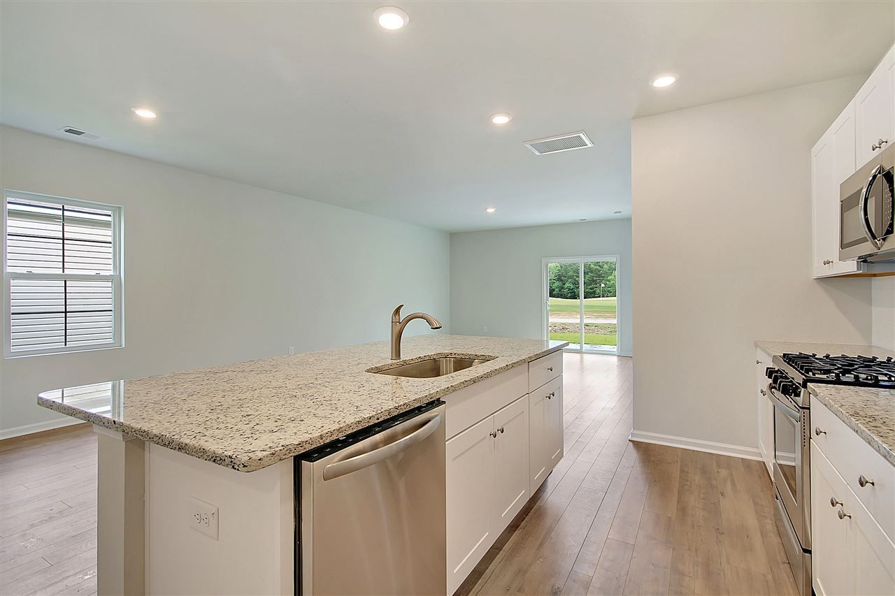 1207 Tibetan St. Photo 31