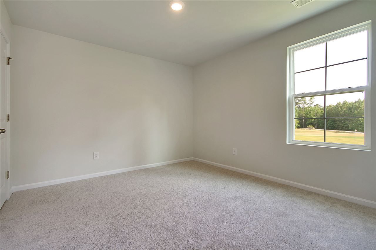 1207 Tibetan St. Photo 6