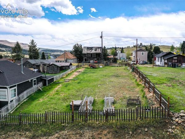 214 W Carr Avenue, Cripple Creek, CO 80813
