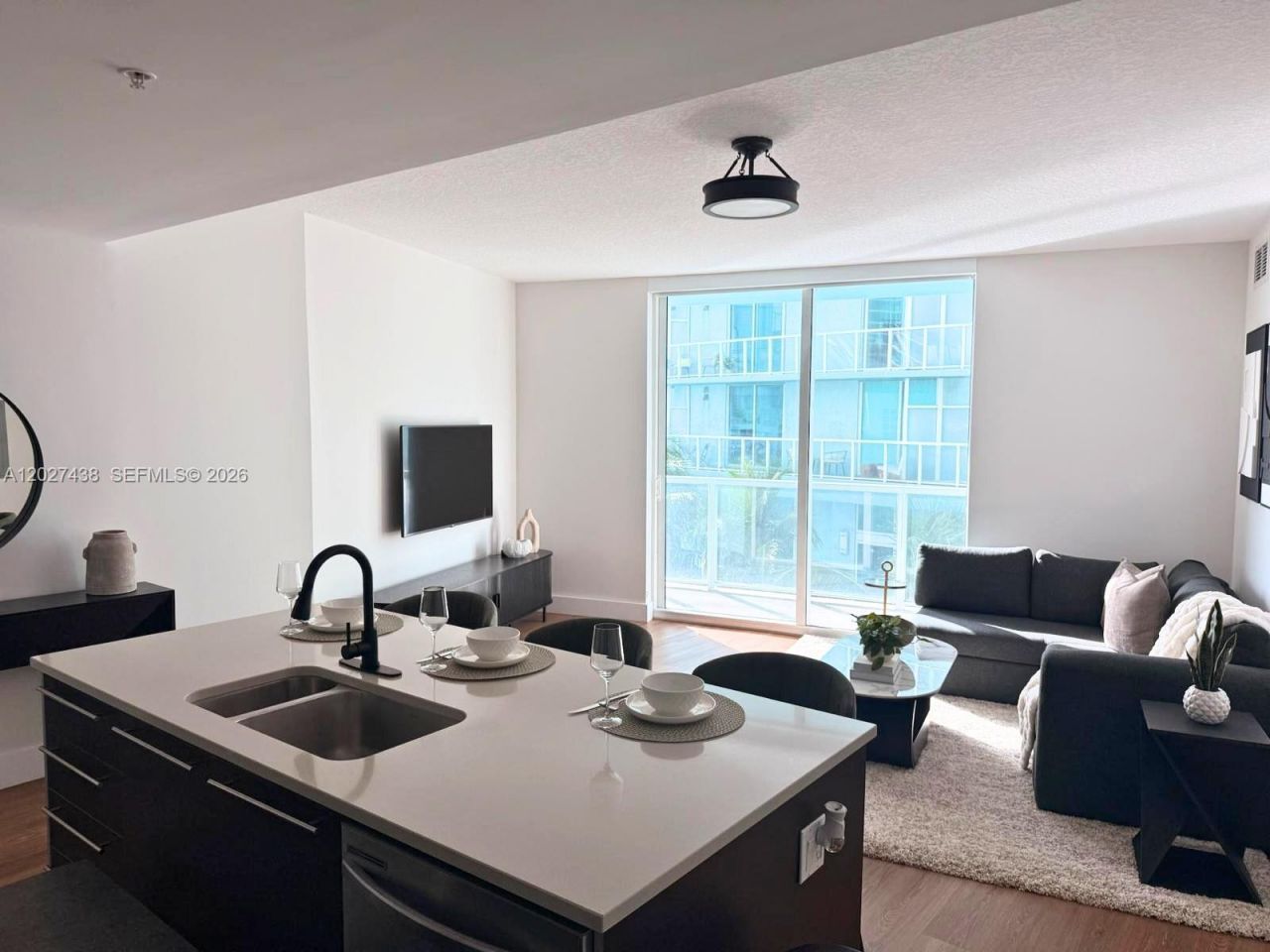 1900 N Bayshore Dr, Unit 1417, Miami, FL 33132 Photo
