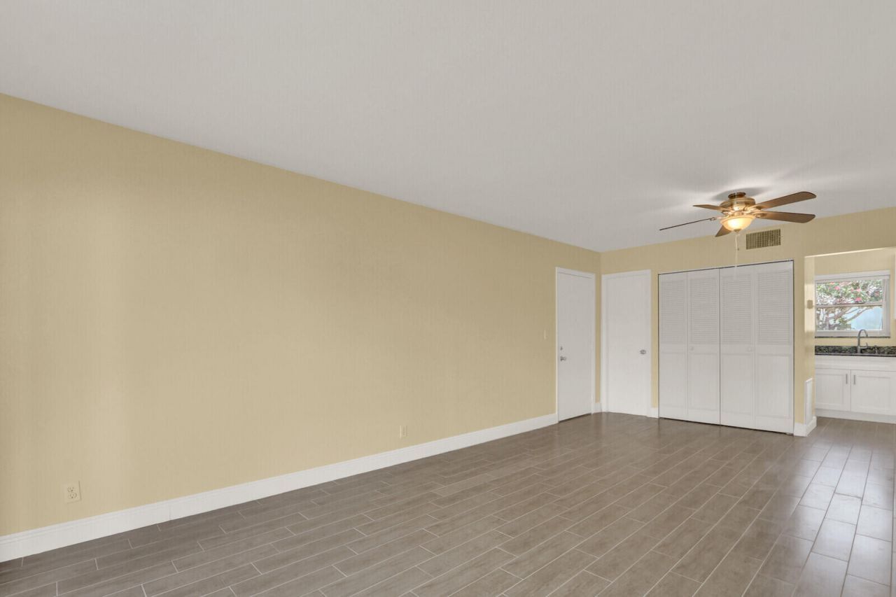 201 Lake Frances Drive, West Palm Beach, FL 33411 Photo