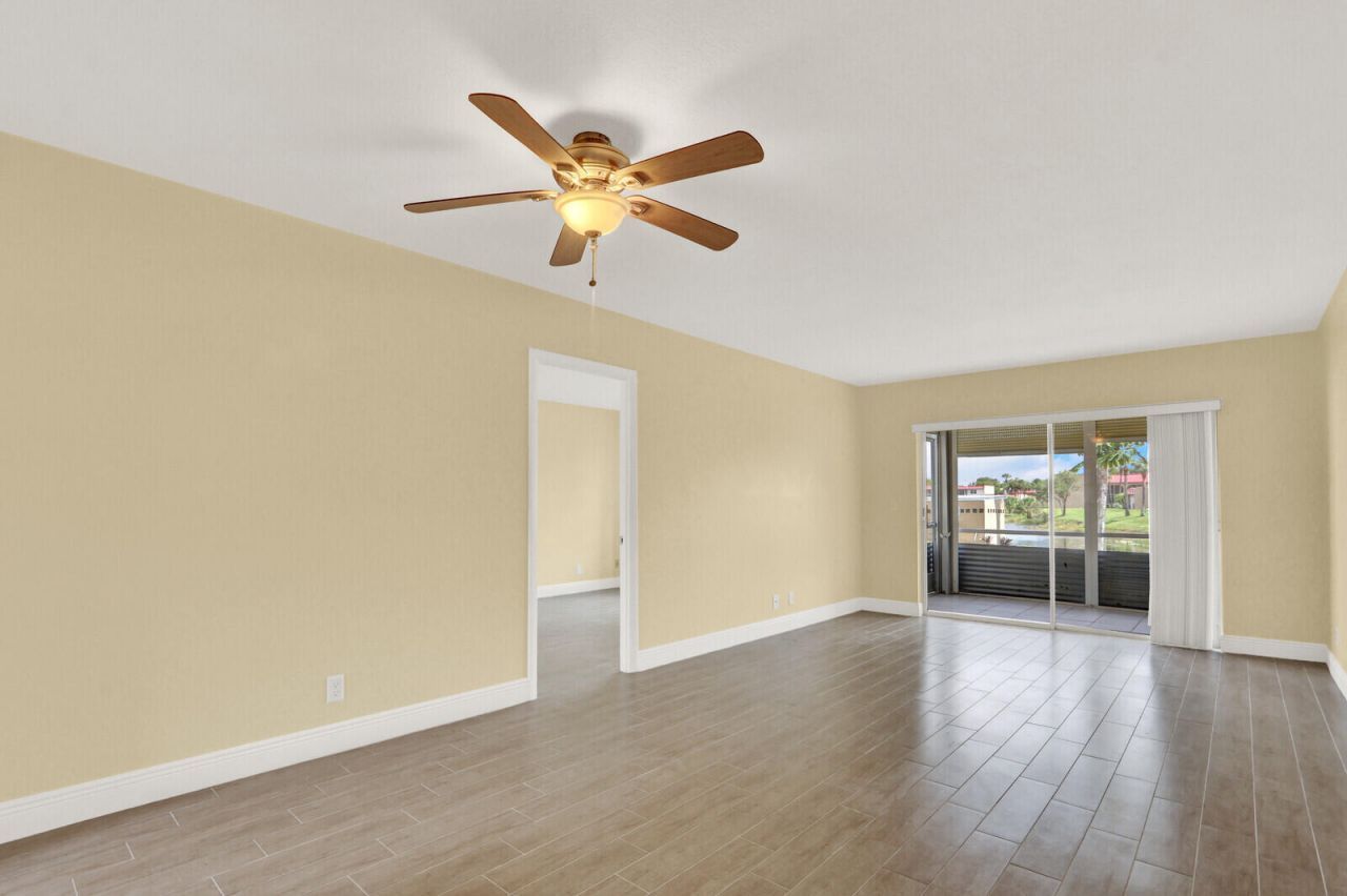 201 Lake Frances Drive, West Palm Beach, FL 33411 Photo