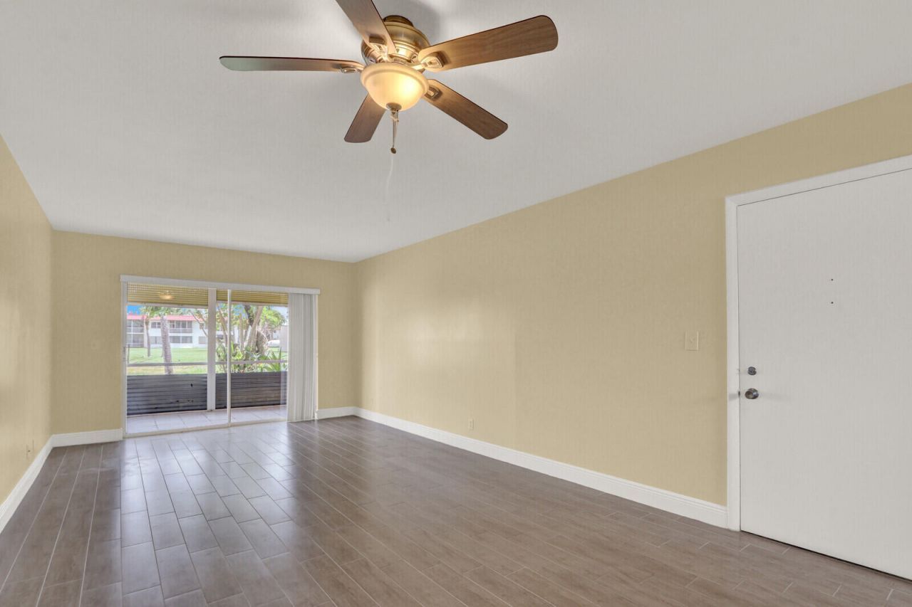 201 Lake Frances Drive, West Palm Beach, FL 33411 Photo