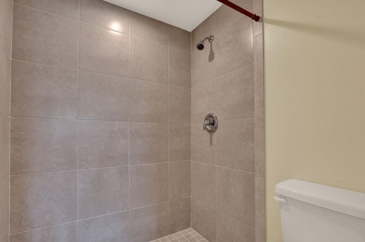 201 Lake Frances Drive, West Palm Beach, FL 33411 Photo
