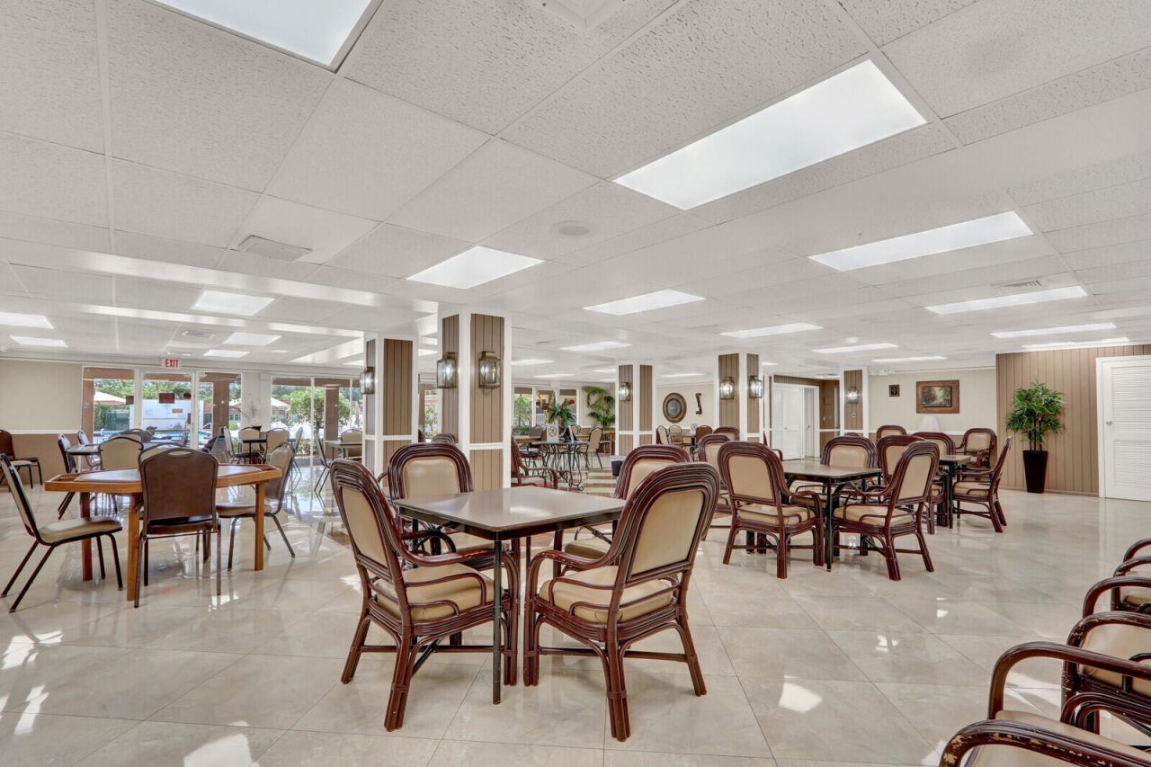 201 Lake Frances Drive, West Palm Beach, FL 33411 Photo