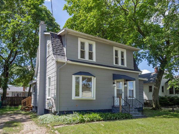 2206 Clarence Drive, Portage, MI 49002