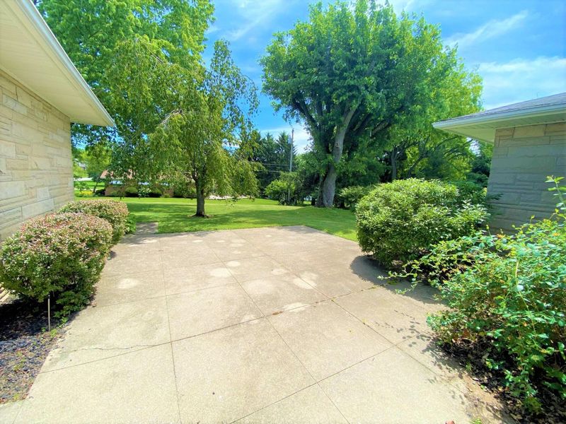 840 Allison Road, Bellefontaine, OH 43311 Photo 12