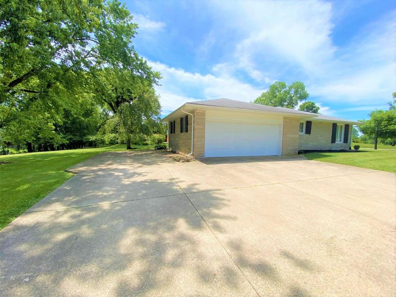 840 Allison Road, Bellefontaine, OH 43311 Photo 3