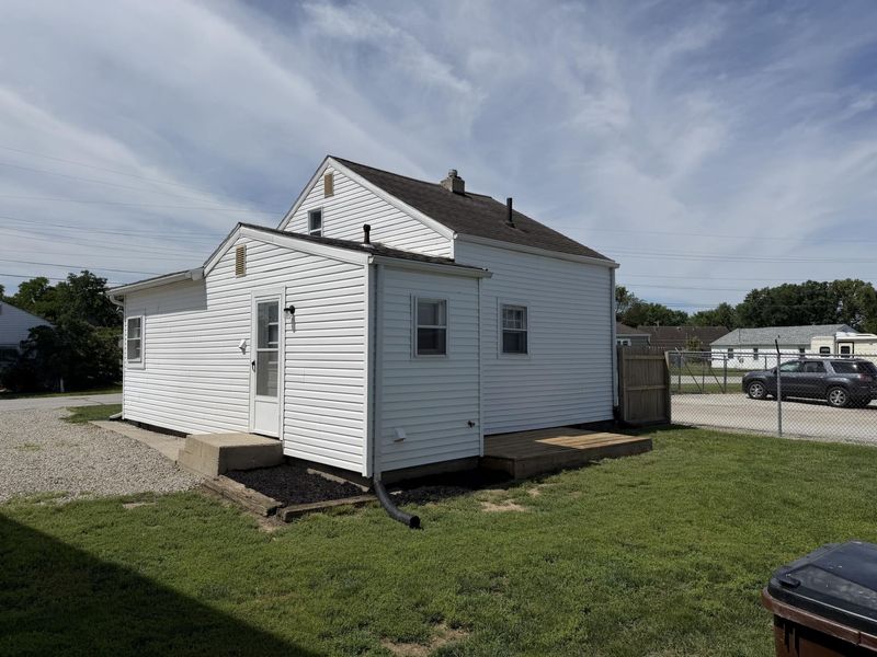 214 Northway Drive, Saint Marys, OH 45885 Photo 2