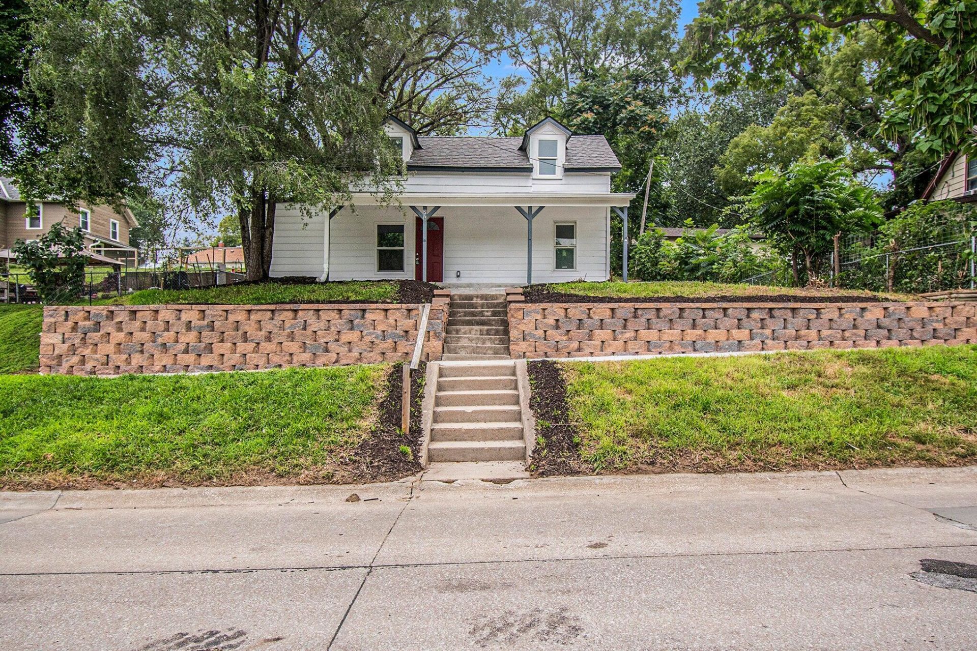 206 N Linn Street, Glenwood, IA 51534 Main Photo
