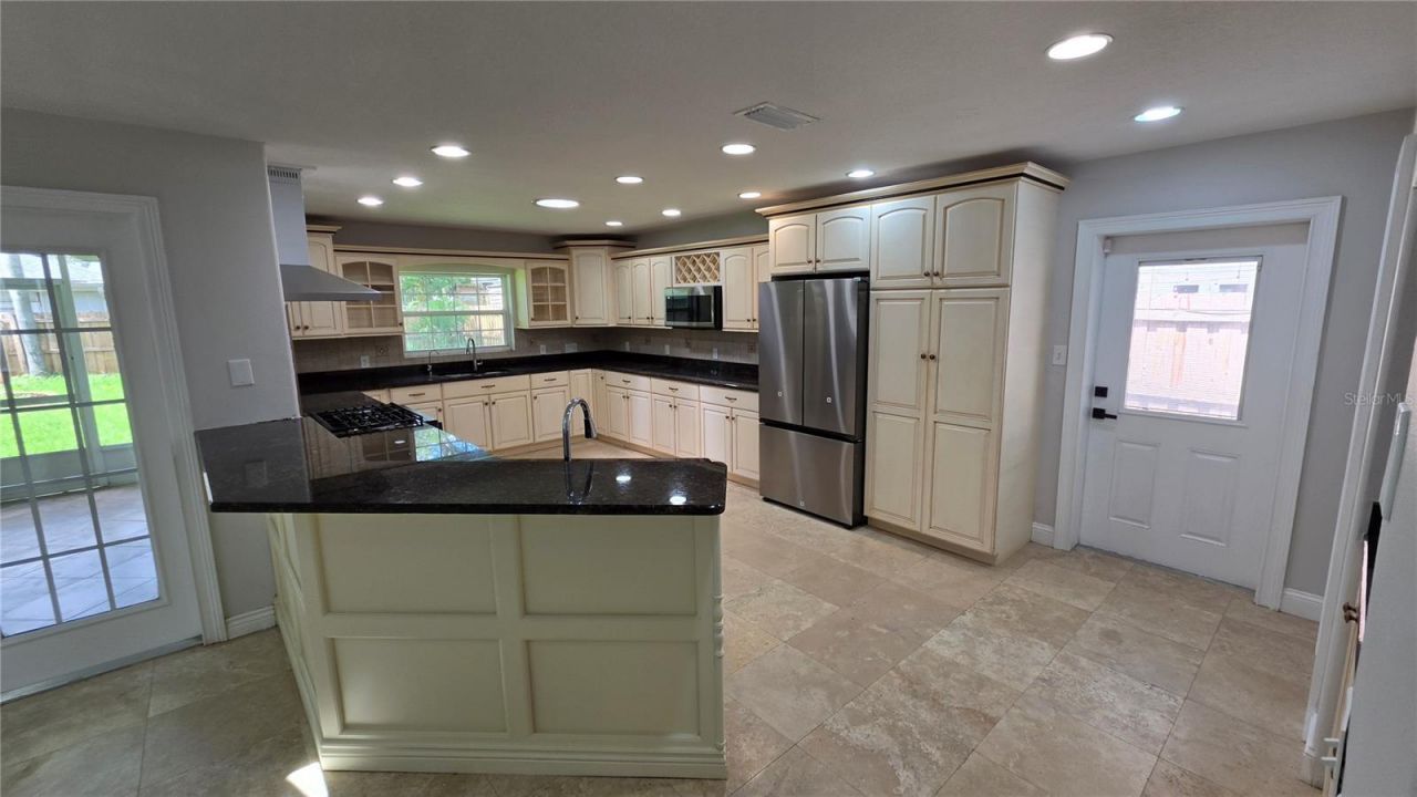 3322 Schefflera Road, Tampa, FL 33618 Photo