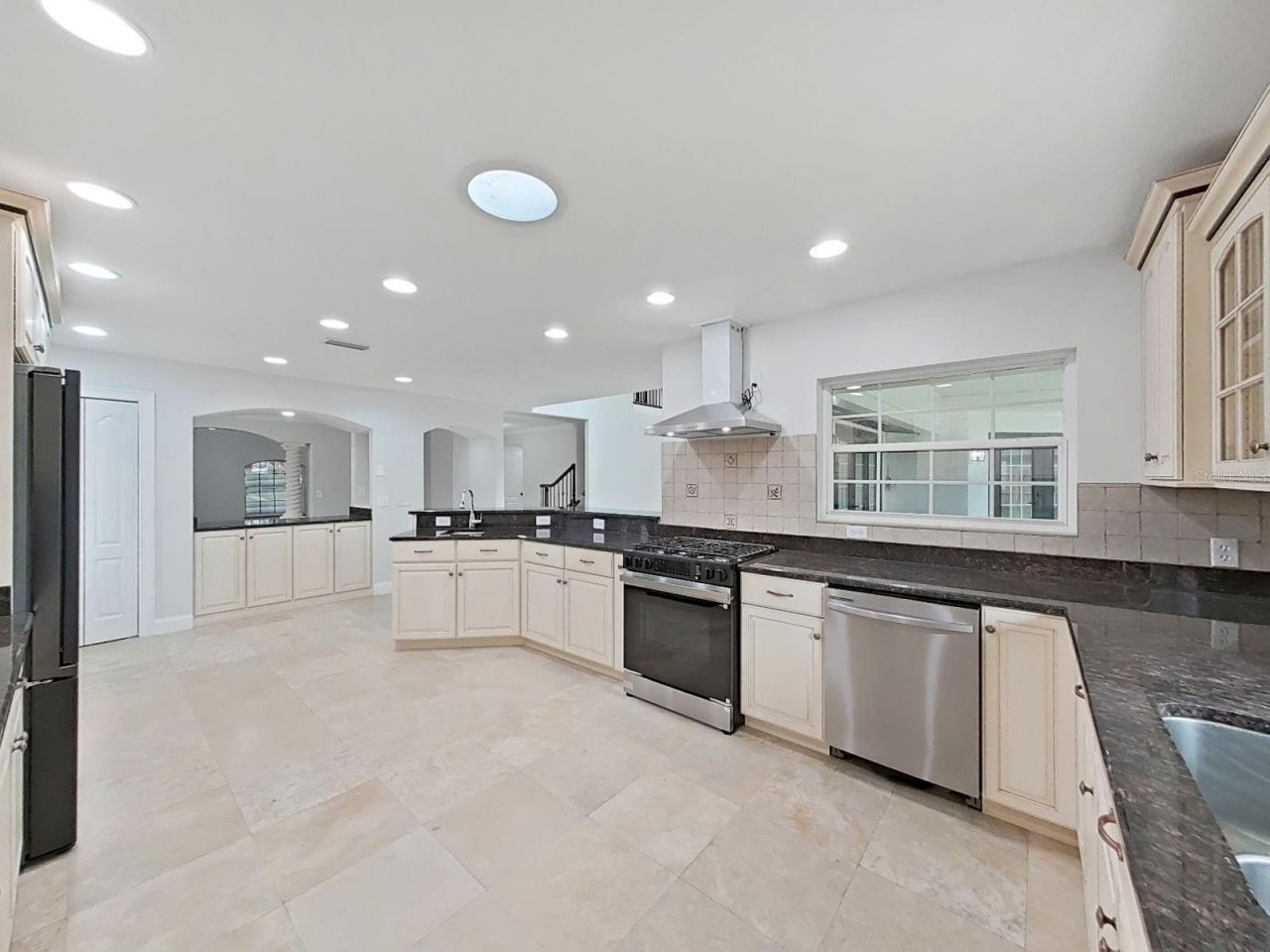3322 Schefflera Road, Tampa, FL 33618 Photo