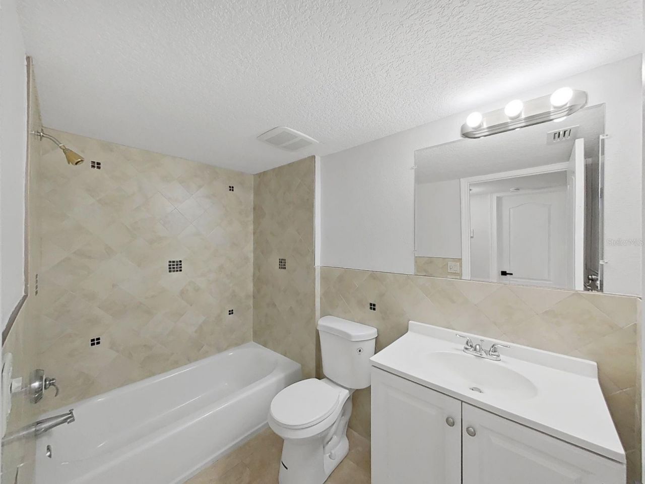 3322 Schefflera Road, Tampa, FL 33618 Photo