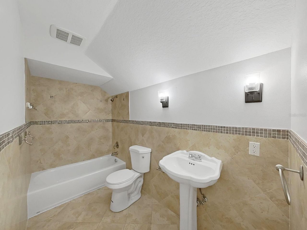 3322 Schefflera Road, Tampa, FL 33618 Photo