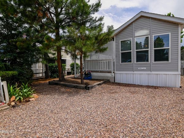 2263 HANGING TREE Lane, Overgaard, AZ 85933