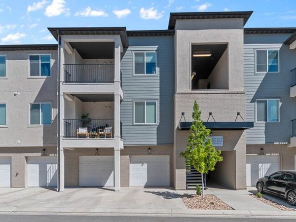 4652 W PROXIMO DR S, Unit J204, Riverton, UT 84096
