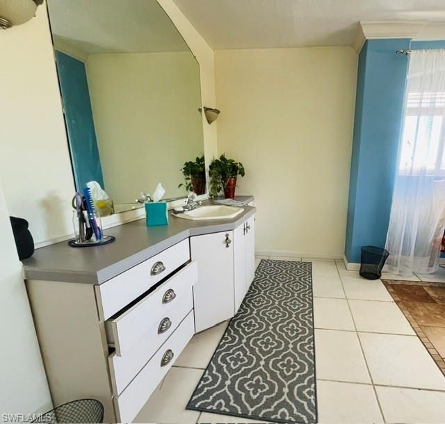 4802 Tudor Dr, Unit 202, Cape Coral, FL 33904 Photo